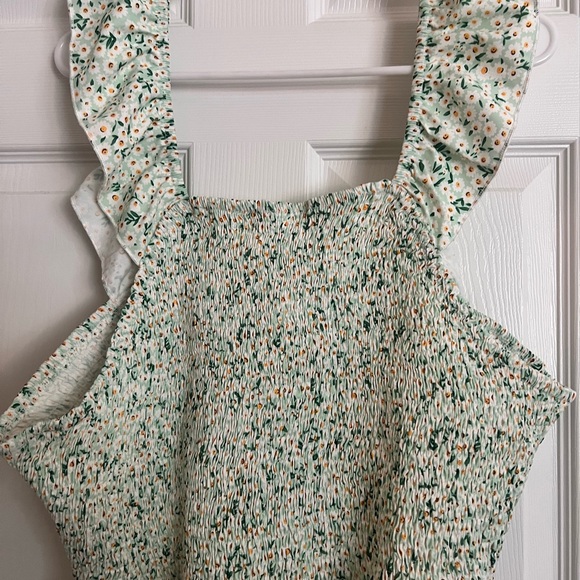 Set - Picture 2 of 4